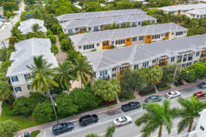 383 E Mallory Cir, Delray Beach, FL 33483, Sold 11/22/19