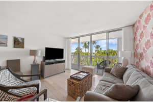 2505 S Ocean Blvd, Palm Beach, FL 33480, Sold 07/17/20