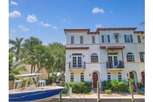 815 Estancia Wy, Boynton Beach, FL 33435, Sold 03/27/20