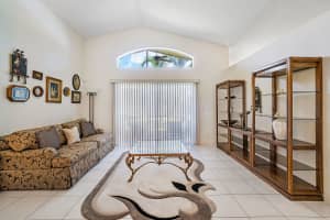 MLS# R10555202, Boynton Beach, Florida 33436