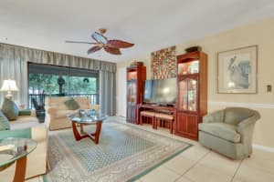 9840 Pineapple Tree Dr, Boynton Beach, FL 33436, Sold 10/18/19