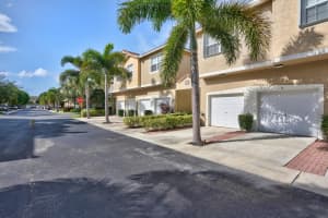 101 Lighthouse Cir, Jupiter, FL 33469, Sold 09/30/19