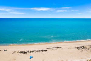 5310 N Ocean Dr, Riviera Beach, FL 33404, Sold 12/18/20