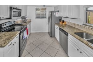 121 Maplecrest Cir, Jupiter, FL 33458, Sold 10/07/19