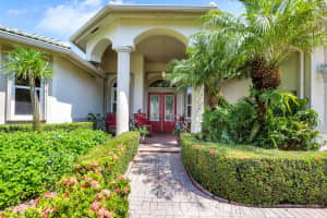 4738 SW Long Bay Dr, Palm City, FL 34990, Sold 10/01/19