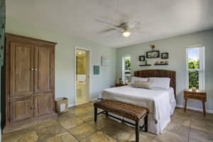 9072 SE Sandridge Ave, Hobe Sound, FL 33455, Sold 09/23/19