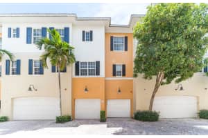 319 E Mallory Cir, Delray Beach, FL 33483, Sold 04/06/20