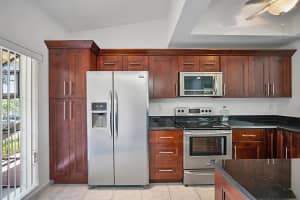 2051 SW 15th St, Deerfield Beach, FL 33442, Sold 10/25/19