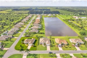 5607 Riverboat Cir SW, Vero Beach, FL 32968, Sold 11/07/19