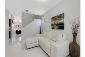 6289 Crescent Lake Way, Lake Worth, FL 33463, Sold 09/27/19