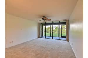 MLS# R10556297, Vero Beach, Florida 32960
