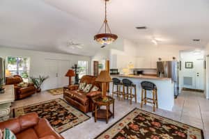 2137 Fawn Dr, Loxahatchee, FL 33470, Sold 12/23/19