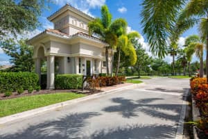 571 SW Glen Crest Way, Stuart, FL 34997, Sold 03/06/20