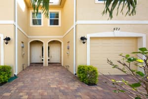 571 SW Glen Crest Way, Stuart, FL 34997, Sold 03/06/20