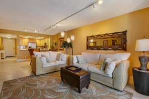 145 S Ocean Ave, Palm Beach Shores, FL 33404, Sold 06/02/20