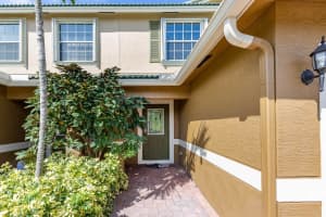 2742 SE Birmingham Dr, Stuart, FL 34994, Sold 10/11/19