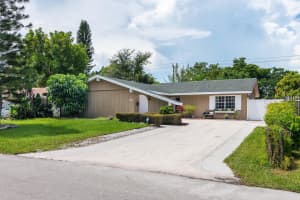 712 Ave Chaumont, Delray Beach, FL 33445, Sold 11/06/19