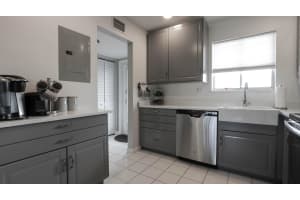 300 Waterway Dr S, Lantana, FL 33462, Sold 10/30/19