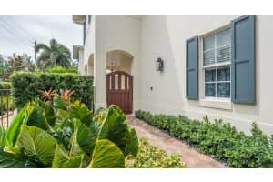 1028 Bay St, Delray Beach, FL 33483, Sold 09/03/20