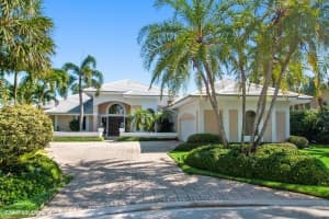 6401 SE Harbor Cir, Stuart, FL 34996, Sold 11/25/20
