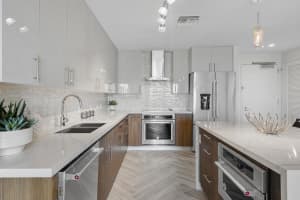 236 SE 5th Ave, Delray Beach, FL 33484, Sold 10/16/20