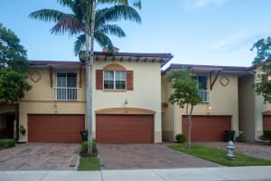 127 E Prive Cir, Delray Beach, FL 33445, Sold 07/09/20