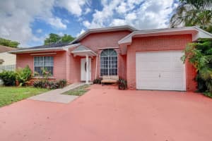 8607 SW 14th St, Pembroke Pines, FL 33025, Sold 05/29/20