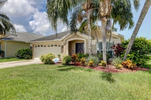 721 NW Waterlily Pl, Jensen Beach, FL 34957, Sold 09/26/19