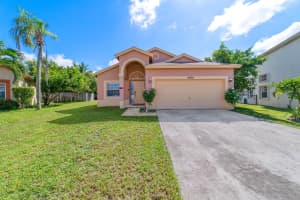 6404 Lansdowne Cir, Boynton Beach, FL 33472, Sold 10/15/19