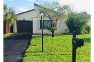 5350 Mirror Lakes Blvd, Boynton Beach, FL 33472, Sold 12/23/19