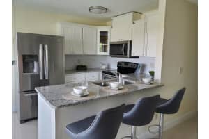 102 N Las Olas Dr, Jensen Beach, FL 34957, Sold 08/17/20