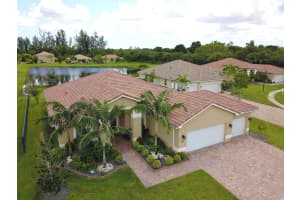 9279 Silent Oak Cir, Royal Palm Beach, FL 33411, Sold 11/12/19
