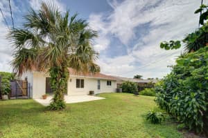 3280 SW 2nd St, Deerfield Beach, FL 33442, Sold 10/15/19