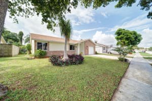 3280 SW 2nd St, Deerfield Beach, FL 33442, Sold 10/15/19
