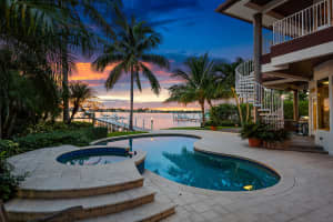 1019 N Atlantic Dr, Lantana, FL 33462, Sold 06/11/20