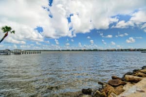 200 Waterway Dr S, Lantana, FL 33462, Sold 12/20/19