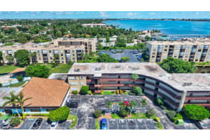 200 Waterway Dr S, Lantana, FL 33462, Sold 12/20/19