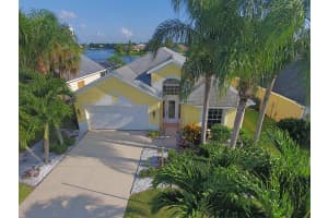725 NW Waterlily Pl, Jensen Beach, FL 34957, Sold 10/04/19