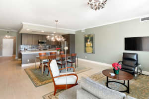 411 Bay Colony Dr N, Juno Beach, FL 33408, Sold 02/21/20