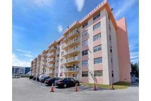 16465 NE 22nd Ave, Miami, FL 33160, Sold 12/23/19