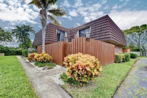 3960 August Dr, Lake Worth, FL 33461, Sold 10/15/19