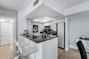 99 SE Mizner Blvd, Boca Raton, FL 33432, Sold 04/10/20