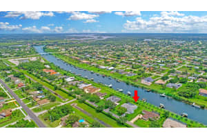 2632 SW River Shore Dr, Port St. Lucie, FL 34984, Sold 01/08/20
