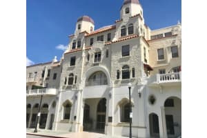 235 Sunrise Ave, Palm Beach, FL 33480, Sold 02/11/20