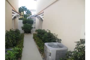 57 Laurel Oaks Cir, Jupiter, FL 33469, Sold 12/20/19
