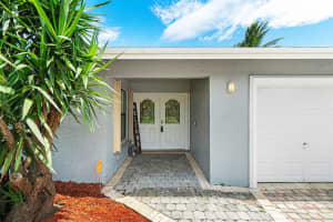 6928 Paul Mar Dr, Lake Worth, FL 33462, Sold 04/17/20