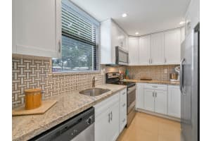 8433 Forest Hills Dr, Coral Springs, FL 33065, Sold 10/08/19