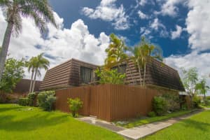 3885 Carolina Dr, Lake Worth, FL 33461, Sold 10/30/19