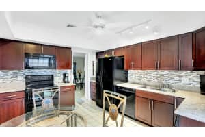 6109 Old Court Rd, Boca Raton, FL 33433, Sold 04/08/20