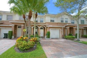 4448 Regal Ct, Delray Beach, FL 33445, Sold 03/26/20